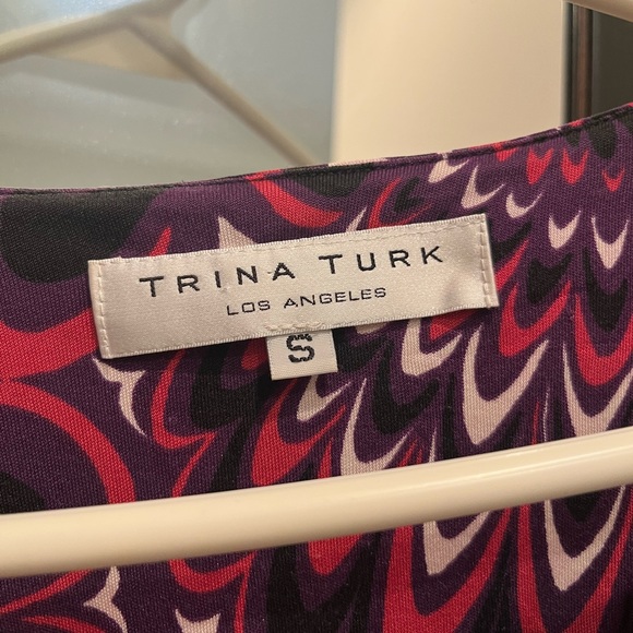 Fun patterned Trina Turk top - Picture 4 of 4